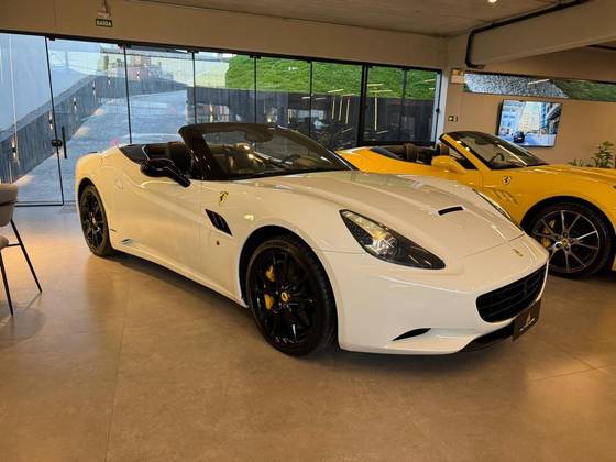 FERRARI CALIFORNIA 4.3 V8 GASOLINA F1-DCT
